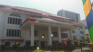 100 Anggota DPRD Jabar Dapat Pin Emas