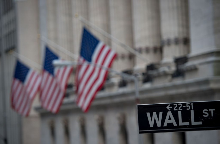 Wall Street Ditutup Menghijau