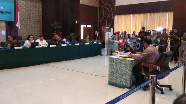 Irjen Firli Buka Pertemuan dengan TGB kepada Pansel