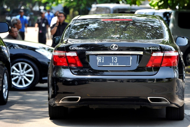 Menteri Nasir Setuju Mobil Dinas Diganti