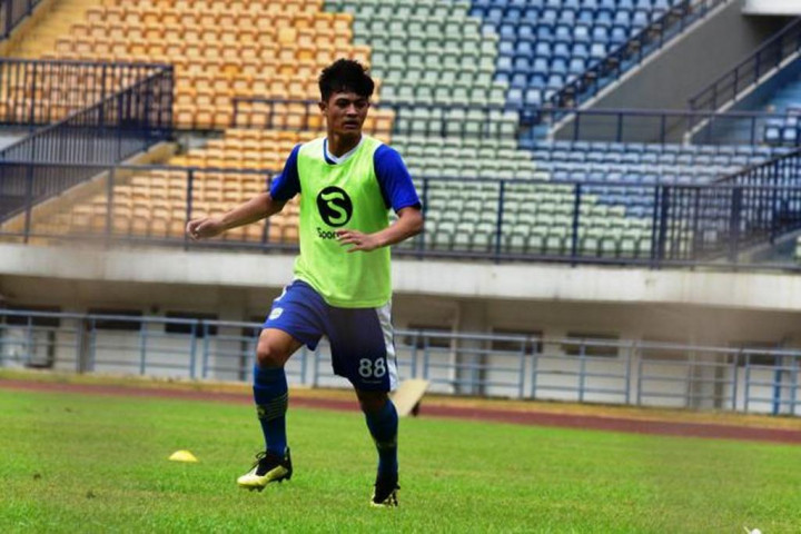 Bek Timnas U-18 Optimistis Angkat Prestasi Persib
