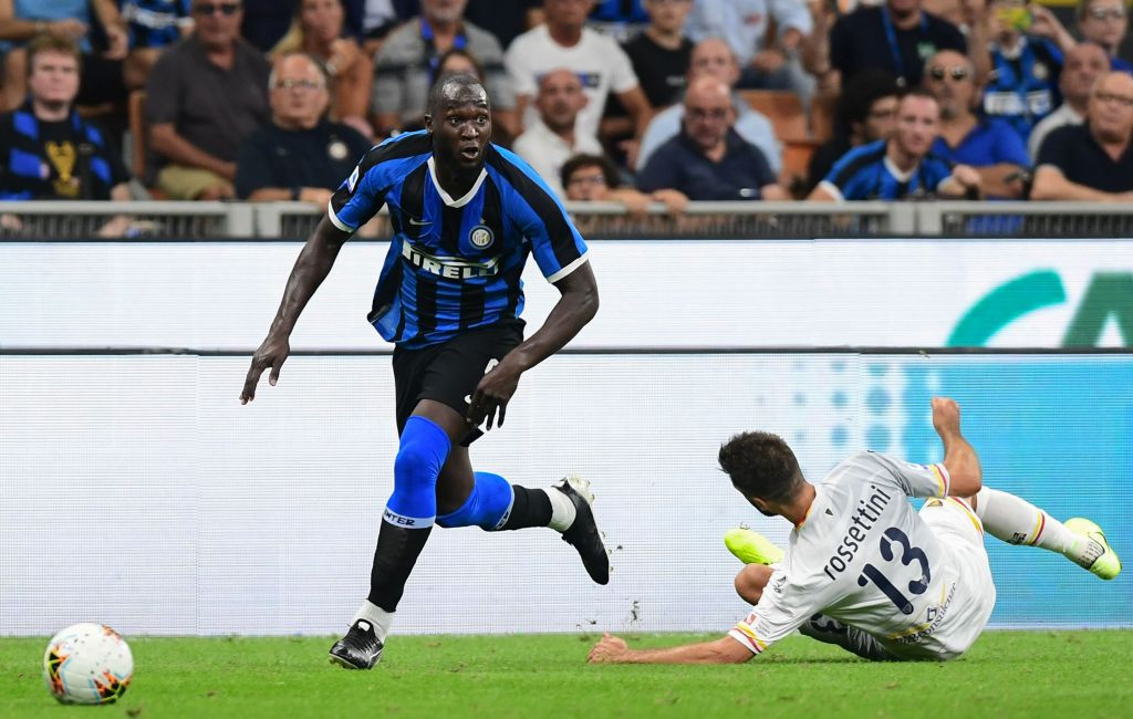 Romelu Lukaku (kiri) (Foto: AFP/Miguel Medina)