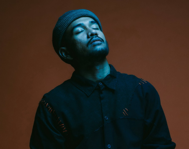 Teddy Adhitya Mempertanyakan Masa Depan lewat Album Kedua