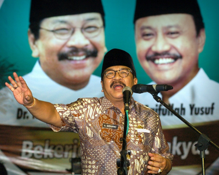 Soekarwo Dicecar Pertanyaan Bantuan Keuangan untuk Tulungagung