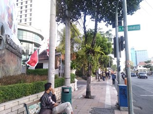 Pengelola Usaha Tak Keberatan Jalan Yos Sudarso Surabaya Ditutup