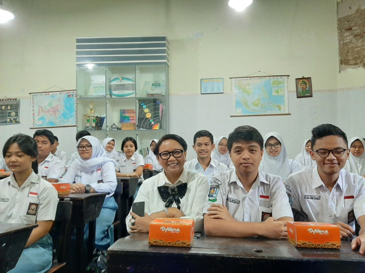 Menlu Ajak Siswa Tingkatkan Kualitas untuk Indonesia Maju