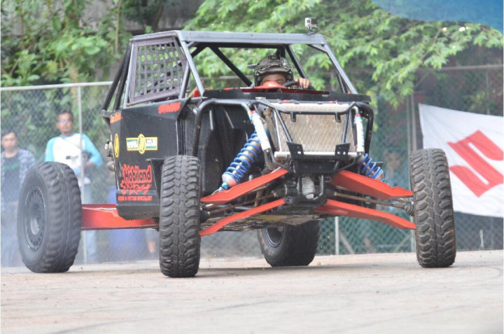 Otobursa Tumplek-Blek Kembali ke Senayan