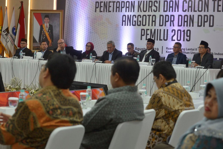 KPU Tetapkan 136 anggota DPD Terpilih