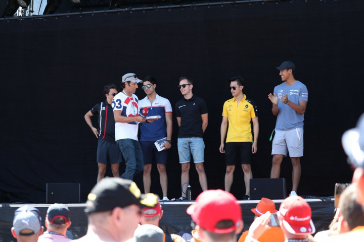 Sean Gelael Sampaikan Belasungkawa untuk Anthoine Hubert