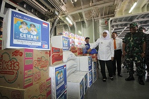 Jatim Kirim Bahan Pokok Ke Papua