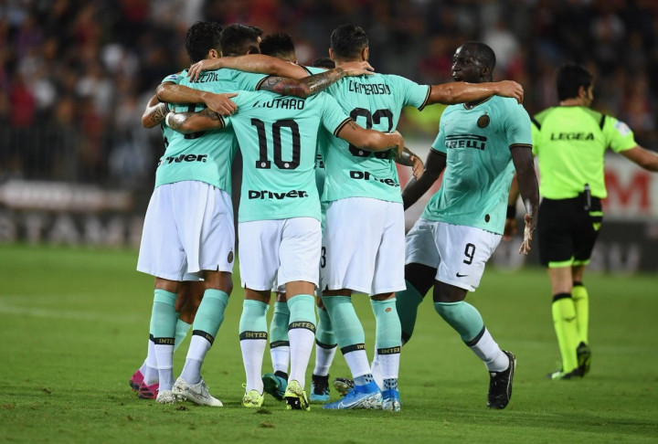 Tekuk Cagliari, Inter ke Puncak Klasemen