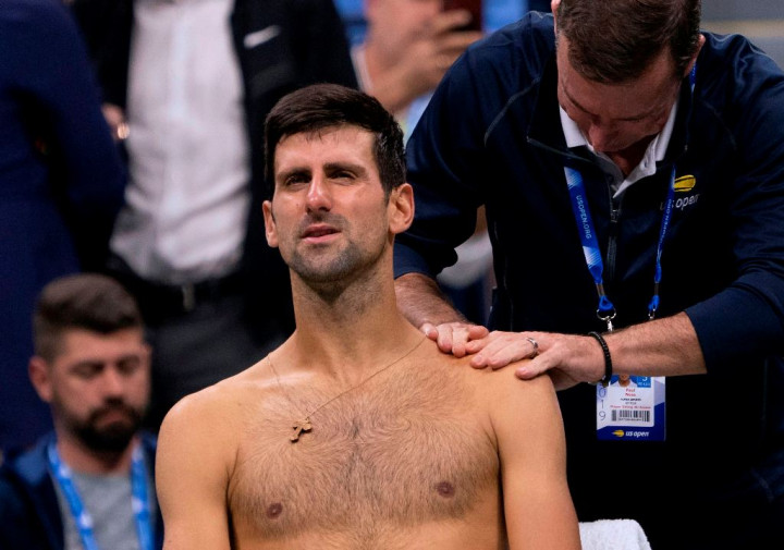 Cedera Kambuh, Novak Djokovic Gugur di Babak 16 Besar