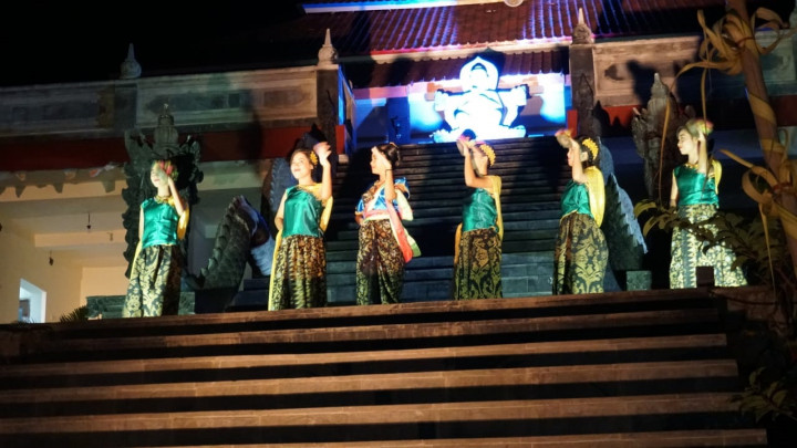 Tari Sireh Tutup Rangkaian Seniman Mengajar 2019