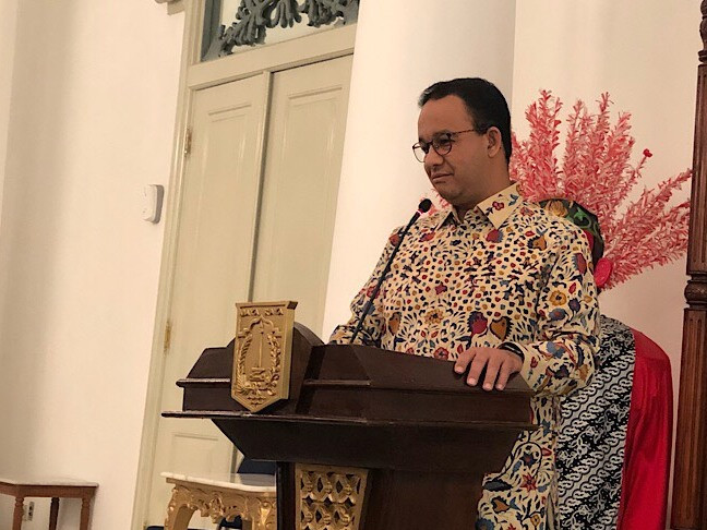Anies Minta Pelindo Bersihkan Sampah di Kampung Bengek