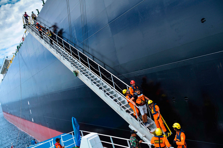 Sakit, ABK Tanker Dievakuasi di Selat Benggala Aceh
