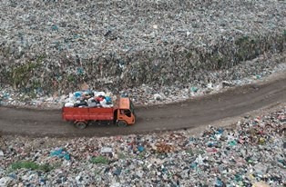 Pemkab Bekasi Kekurangan Armada Pengangkut Sampah