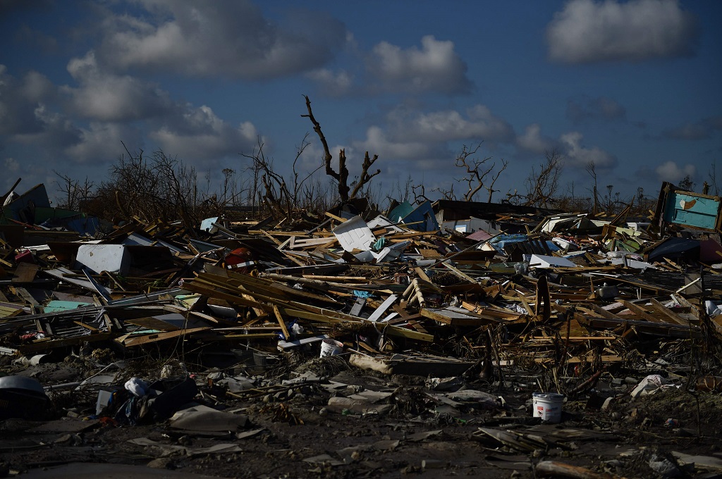 Kehancuran akibat Badai Dorian di Marsh Harbour, Great Abaco, Bahama, 7 September 2019. (Foto: AFP/BRENDAN SMIALOWSKI)