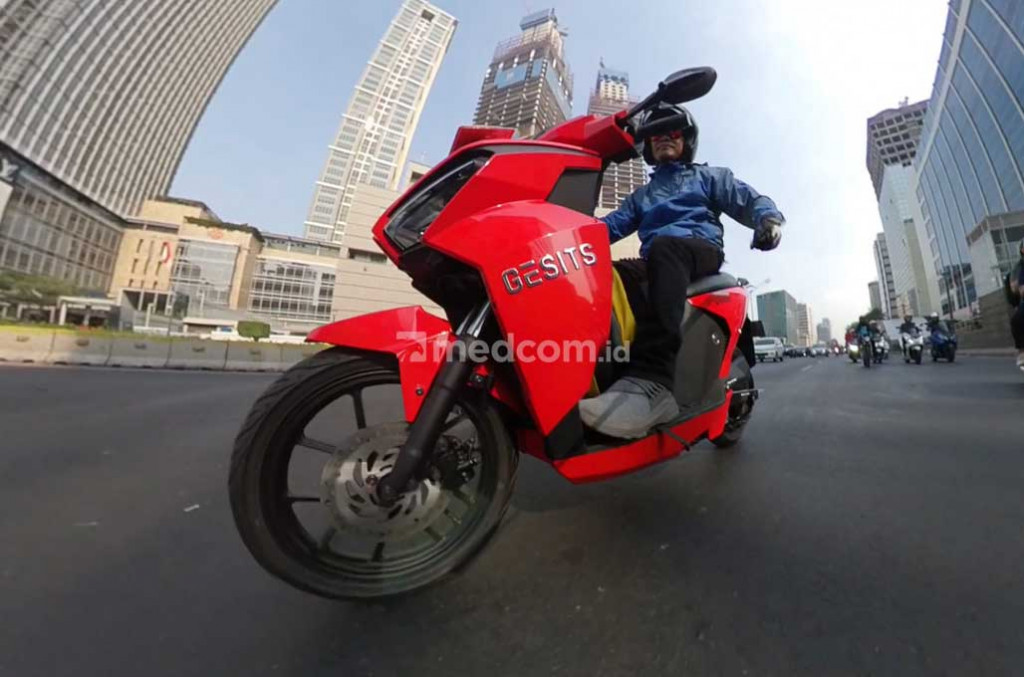 40 km jajal Gesits, hanya konsumsi 60 persen dari kapasitas baterai? medcom.id/Ahmad Garuda