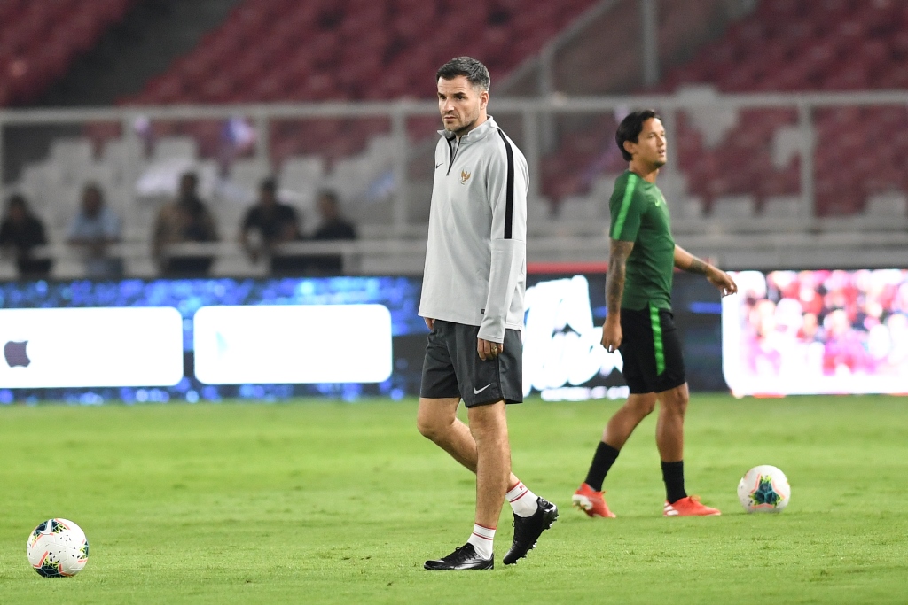 Simon McMenemy. (Foto: Antara/Hafidz Mubarak A)