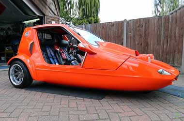 Kapsul Roda Tiga Bond Bug Ini, Pinjam 'Jantung' Suzuki Hayabusa