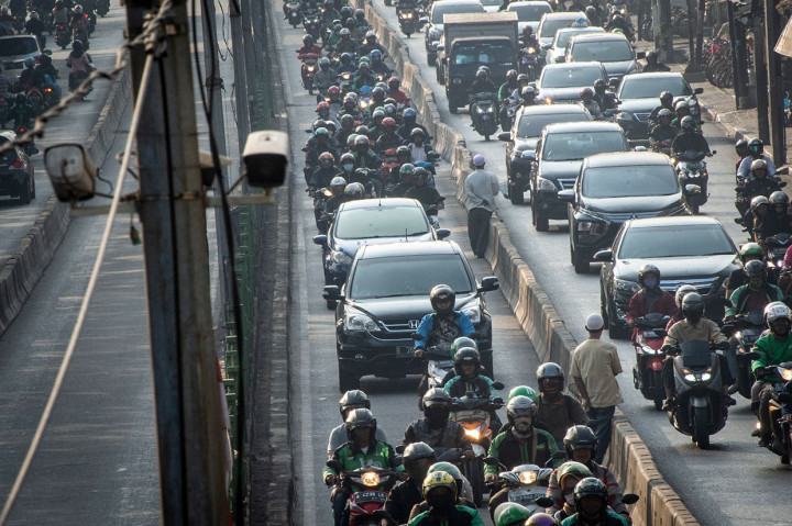 Oktober, Tilang Elektronik di Jalur TransJakarta Diberlakukan