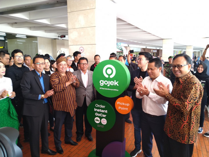 Kemenhub Minta Gojek Hadir di Banyak Bandara
