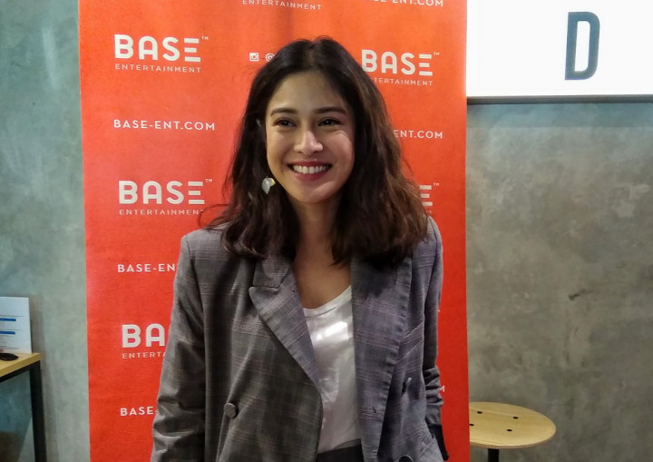 Dian Sastro Selalu Berpolemik soal Rambut dengan Suami