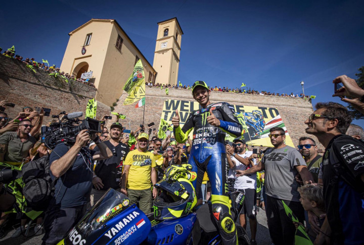 Valentino Rossi Wujudkan Mimpi di Kota Kelahiran