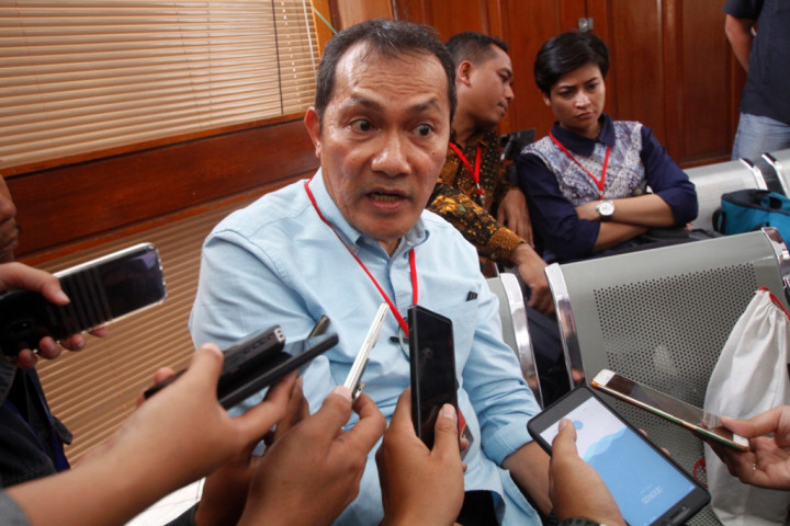 Jokowi: Mundur dari KPK Hak Saut