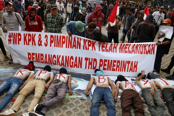 Aktivis Milenial Minta Pimpinan KPK Mundur