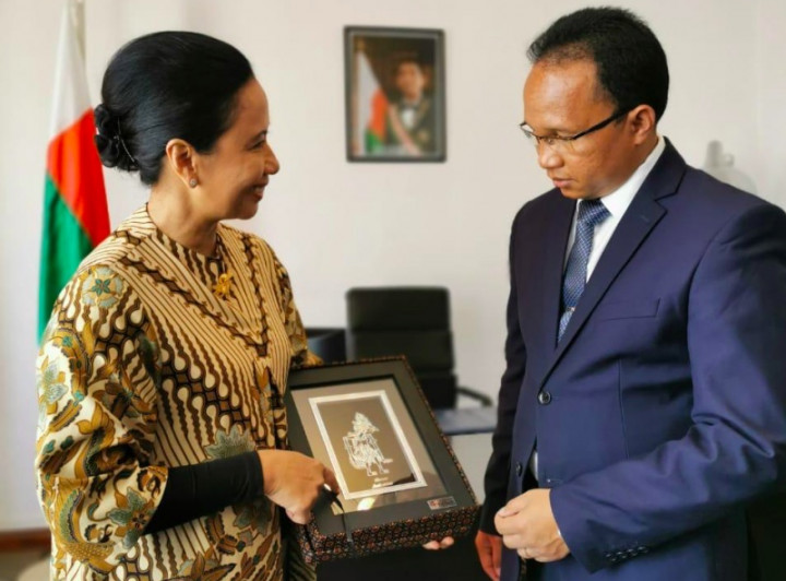 Lima BUMN Diajak Garap Proyek Tambang di Madagaskar