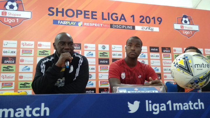 Jacksen F Tiago: Persipura Jangan Cepat Puas