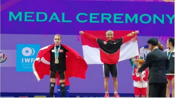 Lifter Lisa Setiawati Sumbang Emas Pertama di Kejuaraan Dunia