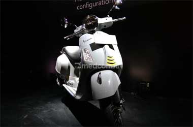 Skutik Premium Vespa GTS Super Tech 300, Mendarat di Jakarta