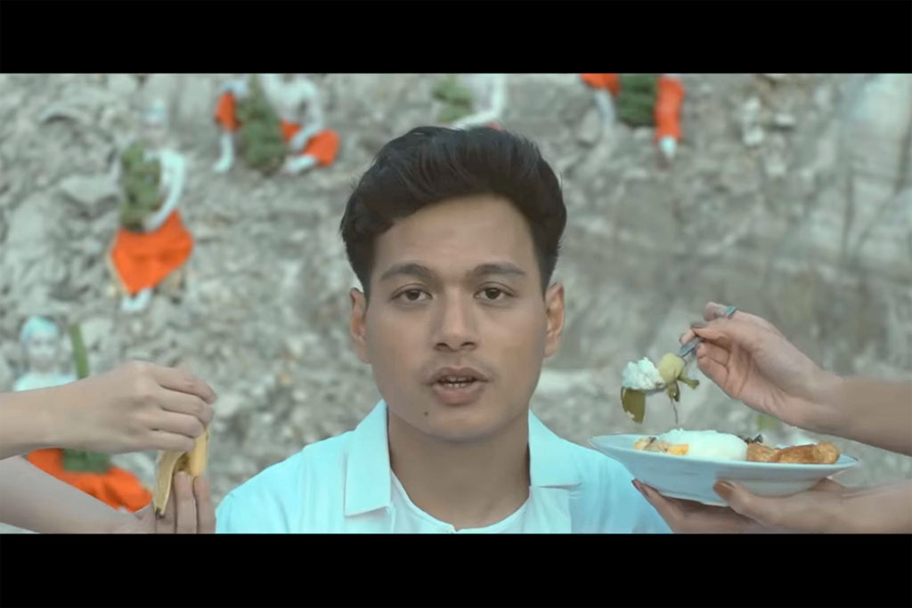 sebar pesan perdamaian rendy pandugo rilis singel why sebar pesan perdamaian rendy pandugo rilis singel why