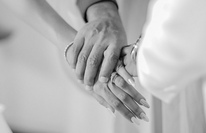 Asal Mula Cincin Berlian menjadi Simbol Kesetiaan dalam Pernikahan