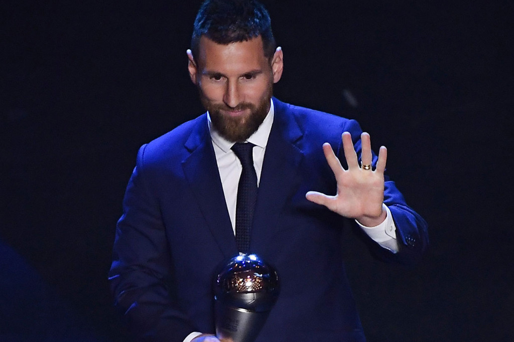 Messi Raih Penghargan Pemain Terbaik FIFA