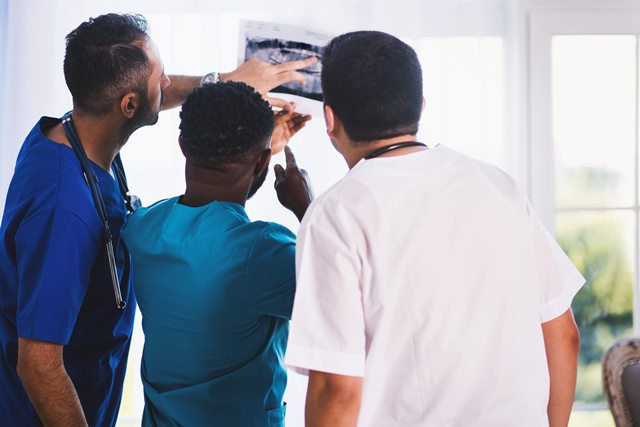 Cara Efektif Dokter Jantung Periksa Pasien