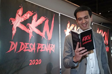 MD Pictures Kontrak Panjang Novelis KKN di Desa Penari