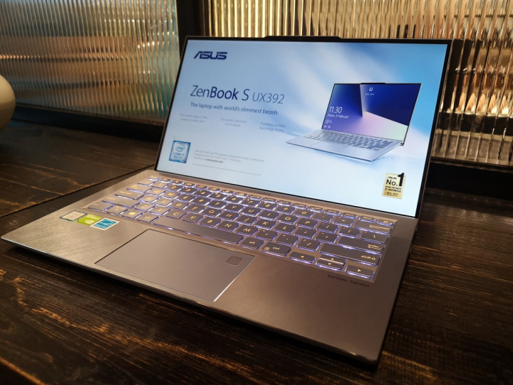ASUS ZenBook S UX392, Tipis, Mewah, Tangguh