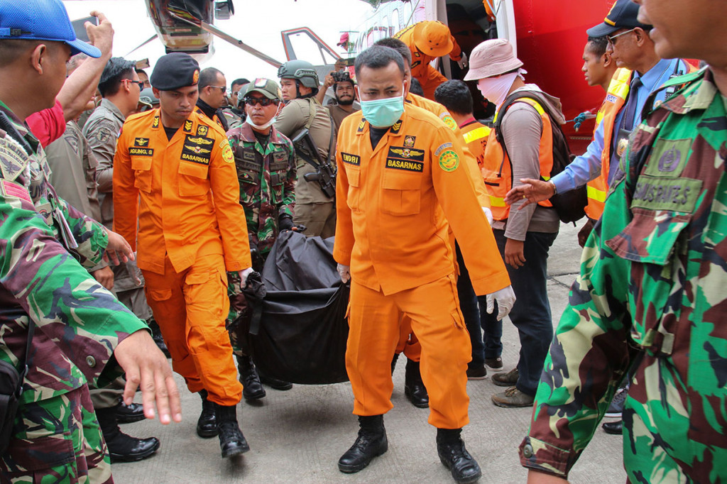 Jenazah Korban Jatuhnya Pesawat di Papua Berhasil Dievakuasi image.