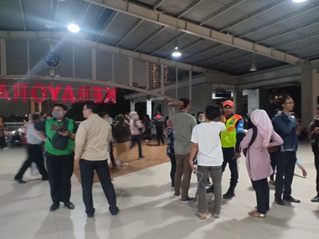 Perjalanan KRL Rangkas Bitung-Tanah Abang Tersendat