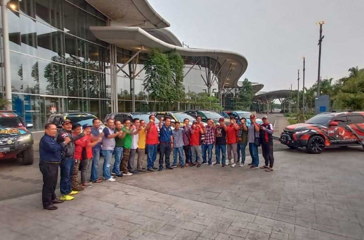 Seseruan Komunitas PI.One Jelang Kopdar Nasional