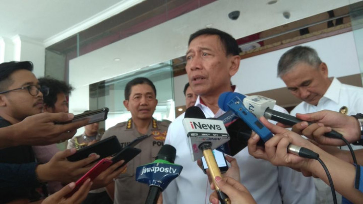 Demokrat Minta Wiranto Dicopot