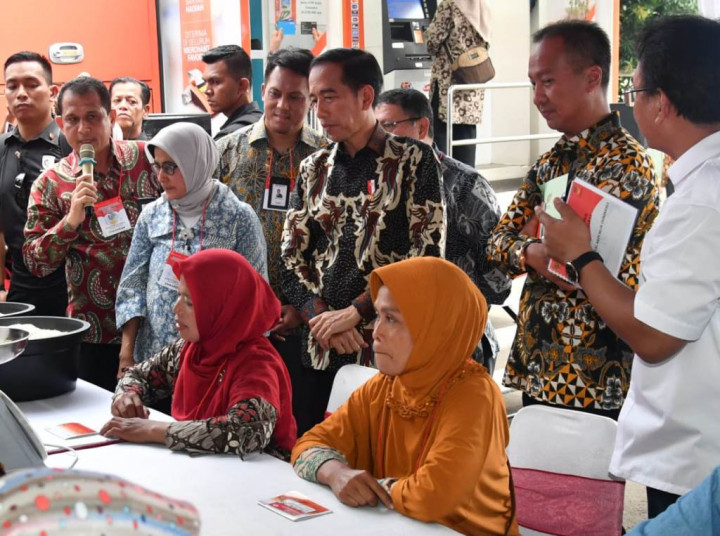 Kemensos Luruskan Isu Pemotongan Uang Penerima BPNT