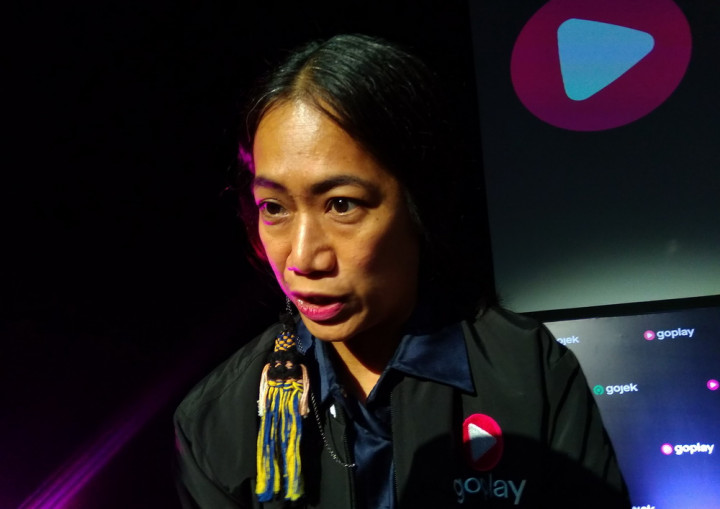 Nia Dinata Siapkan Proyek Adaptasi Serial Gossip Girl