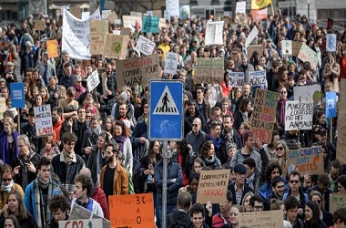 60 Ribu Orang di Swiss Suarakan Perubahan Iklim