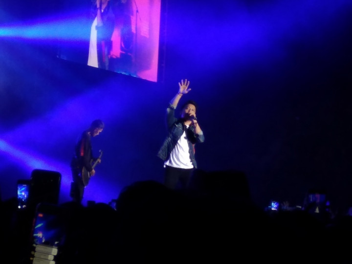 Noah Tampil Prima di Konser Project X meski Tanpa Uki