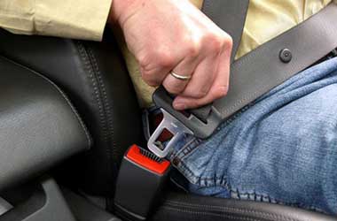 Trik Pakai Seat Belt yang Aman dengan Jurus 3R