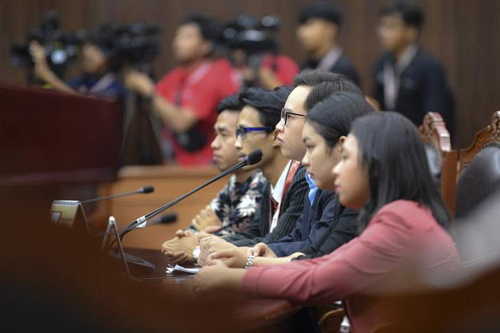 MK Gelar Sidang Perdana Uji Materi UU KPK